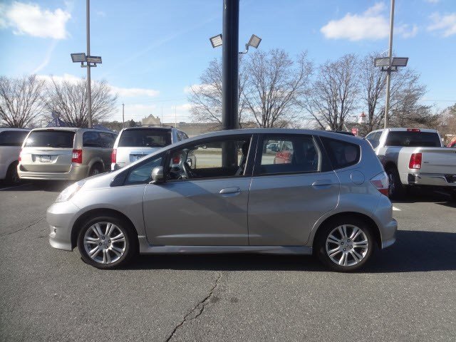 Honda Fit 2010 photo 1