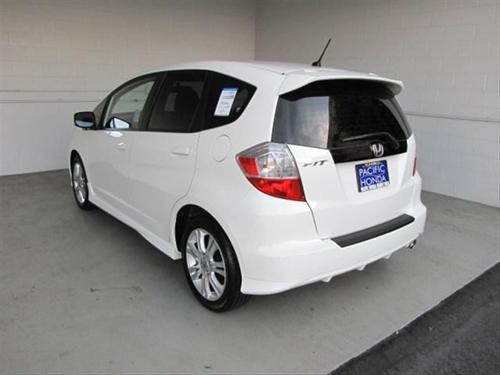 Honda Fit 2010 photo 2