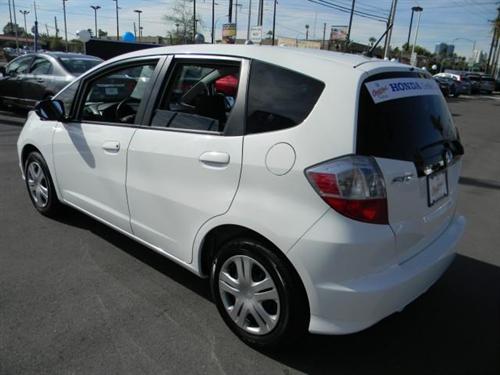 Honda Fit 2010 photo 2