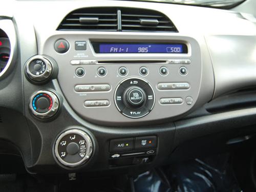 Honda Fit 2010 photo 1