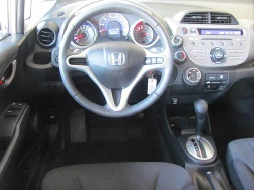 Honda Fit 2010 photo 2