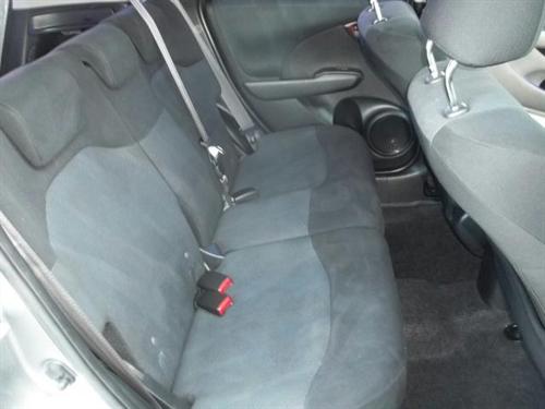 Honda Fit 2010 photo 2