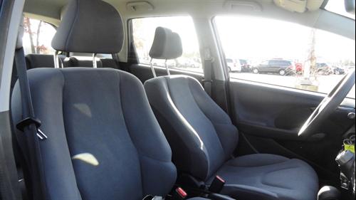 Honda Fit 2010 photo 2