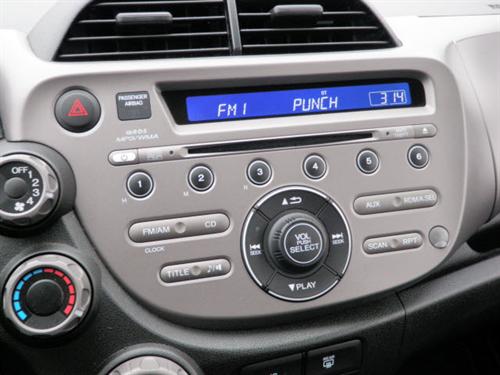 Honda Fit 2010 photo 3