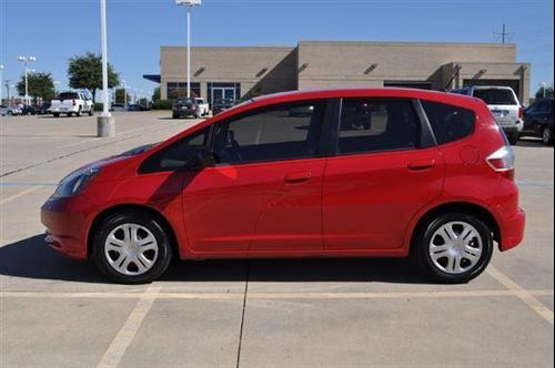 Honda Fit 2010 photo 1