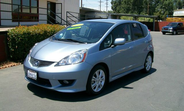 Honda Fit 2011 photo 2