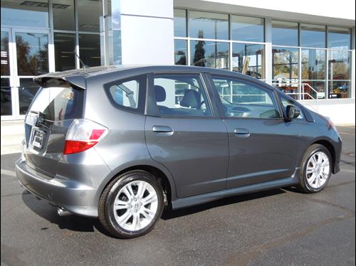 Honda Fit 2011 photo 1