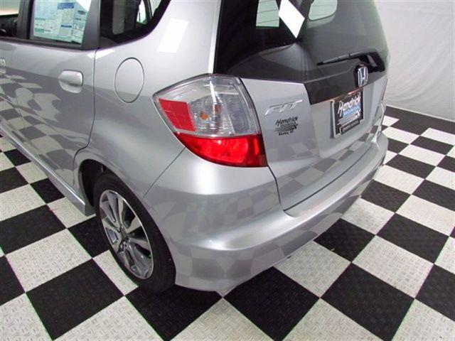 Honda Fit 2012 photo 4