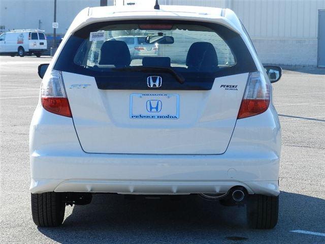 Honda Fit 2012 photo 3