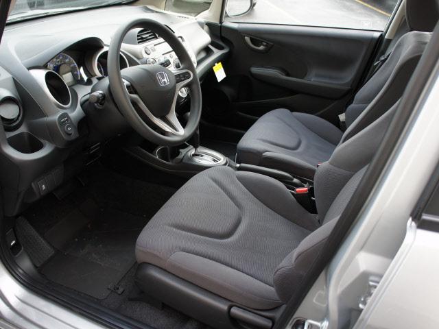 Honda Fit 2012 photo 2