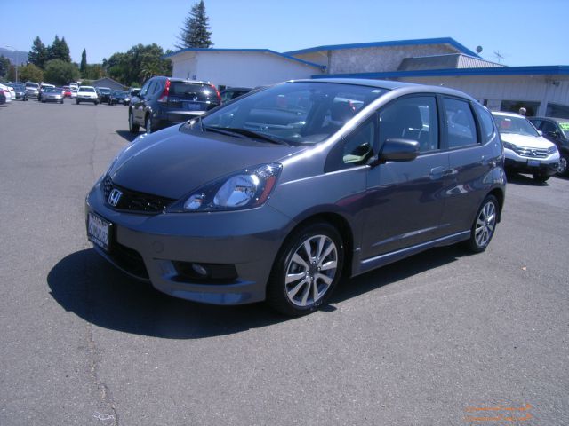 Honda Fit 2012 photo 1