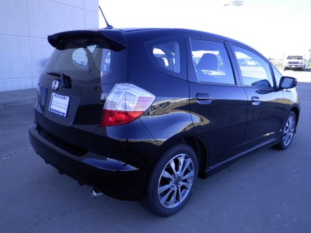 Honda Fit 2012 photo 1
