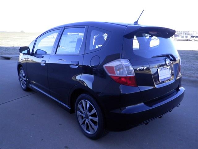 Honda Fit 2012 photo 3
