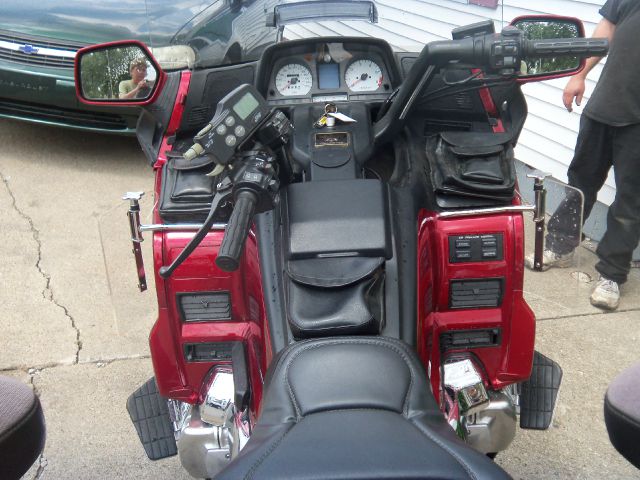 Honda GOLDWING 1998 photo 4