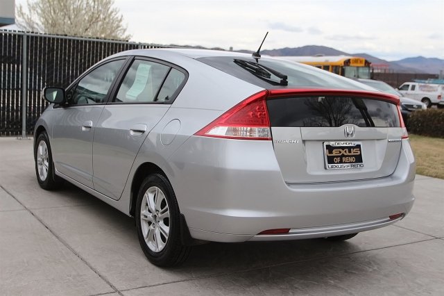 Honda Insight 2010 photo 2
