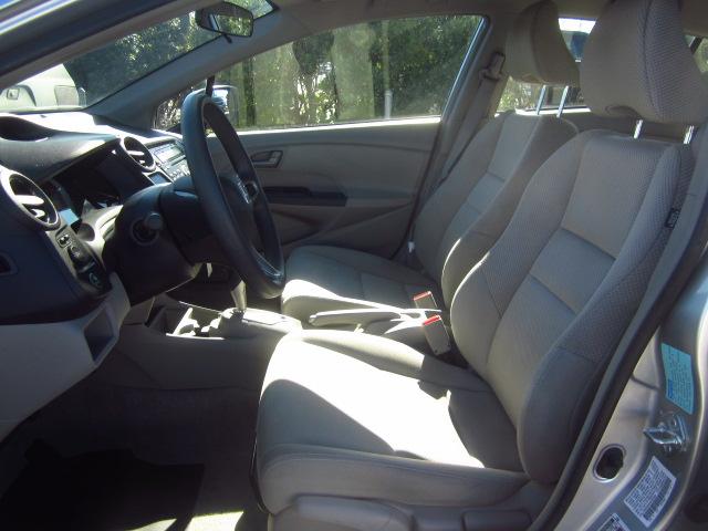Honda Insight 2010 photo 2