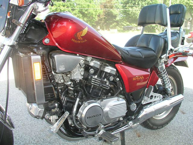 Honda MAGNA 1986 photo 3