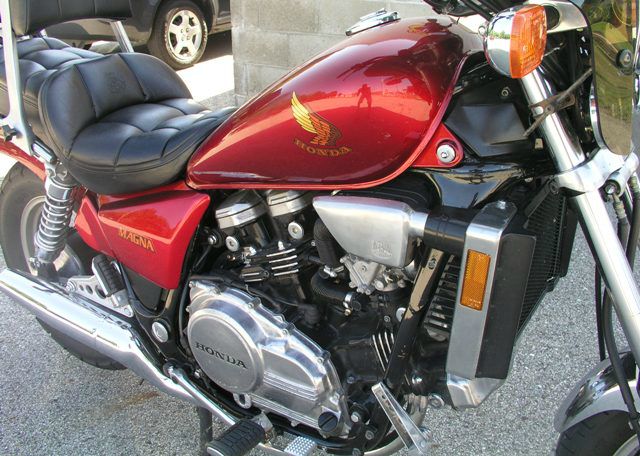 Honda MAGNA 1986 photo 4