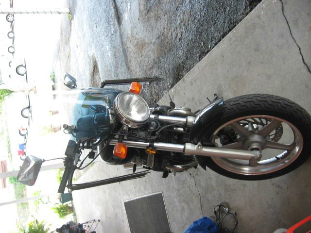 Honda NIGHT HAWK 2002 photo 2