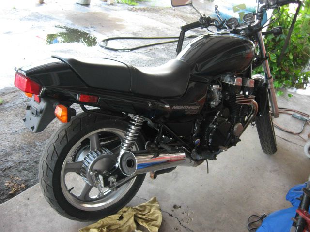 Honda NIGHT HAWK 2002 photo 3