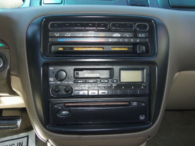 Honda Odyssey 1995 photo 4