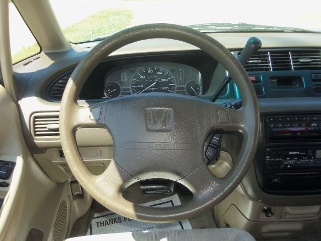 Honda Odyssey 1995 photo 9