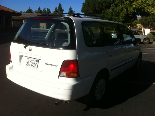 Honda Odyssey 1995 photo 2
