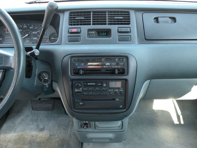 Honda Odyssey 1995 photo 1