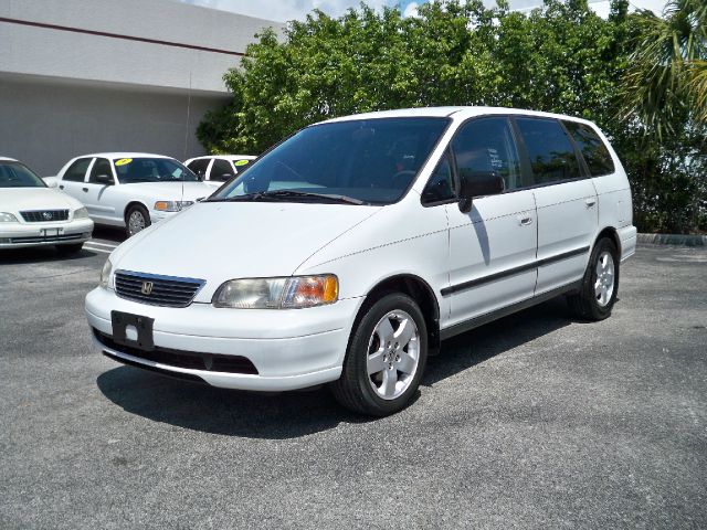 Honda Odyssey 1996 photo 1