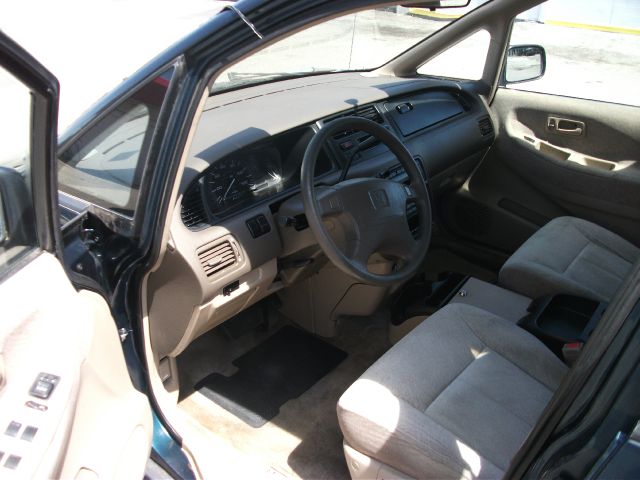 Honda Odyssey 1996 photo 4