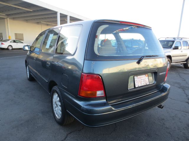 Honda Odyssey 1997 photo 2