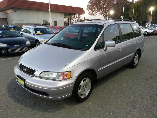 Honda Odyssey 1998 photo 2