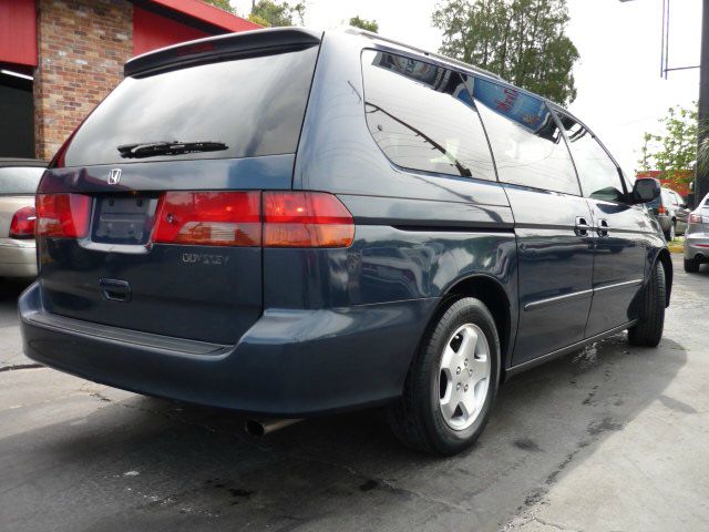 Honda Odyssey 1999 photo 2