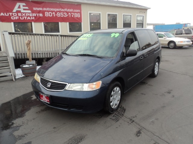 Honda Odyssey 1999 photo 1