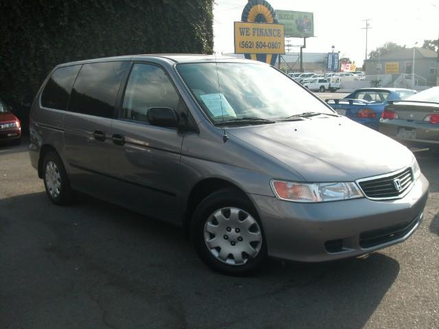 Honda Odyssey 1999 photo 1