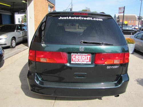 Honda Odyssey 2000 photo 2