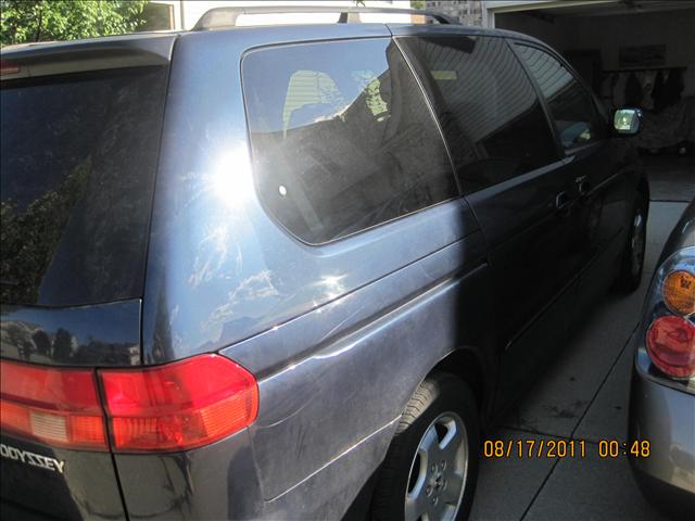 Honda Odyssey 2000 photo 1