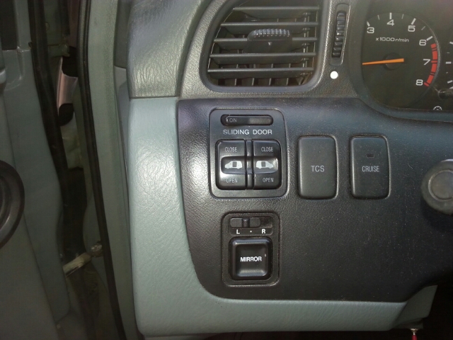 Honda Odyssey 2000 photo 4