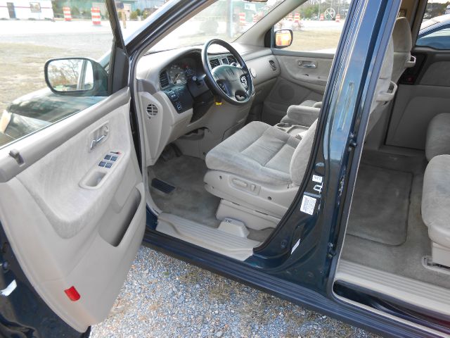 Honda Odyssey 2000 photo 7