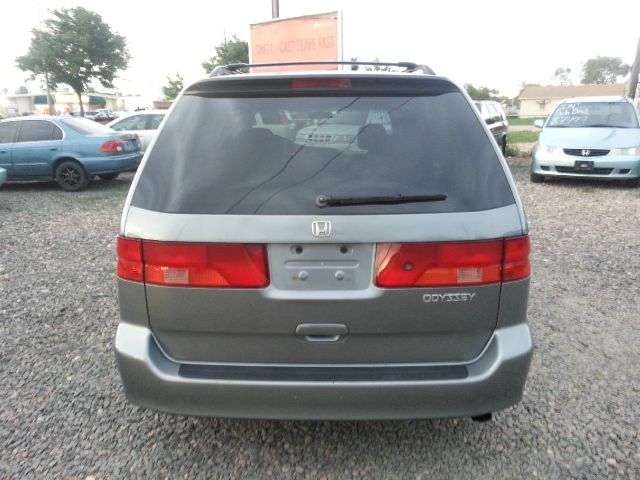 Honda Odyssey 2000 photo 4