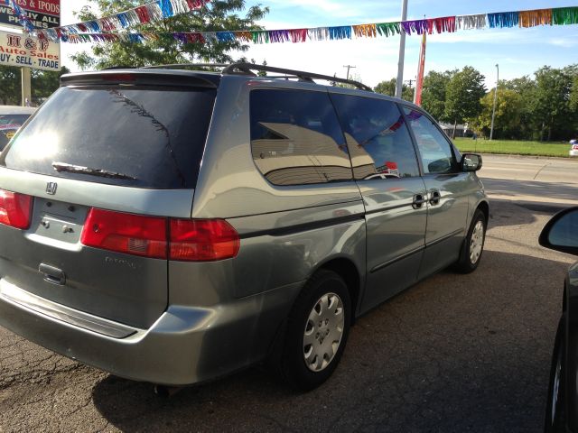 Honda Odyssey 2000 photo 2