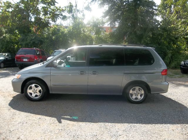 Honda Odyssey 2000 photo 4