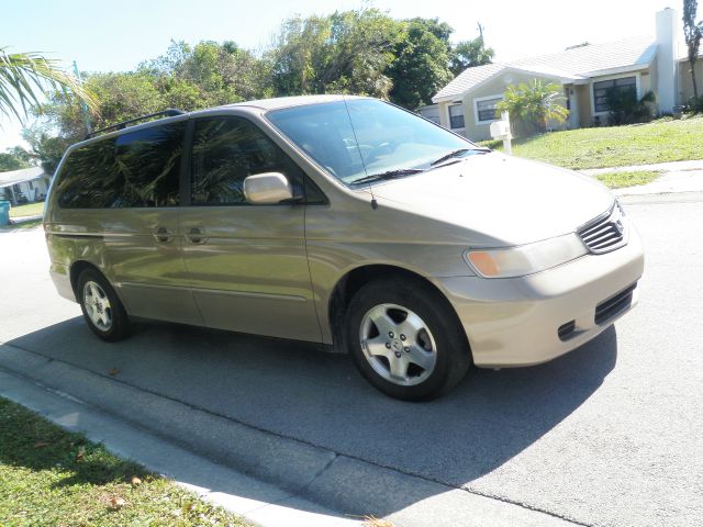 Honda Odyssey 2000 photo 4