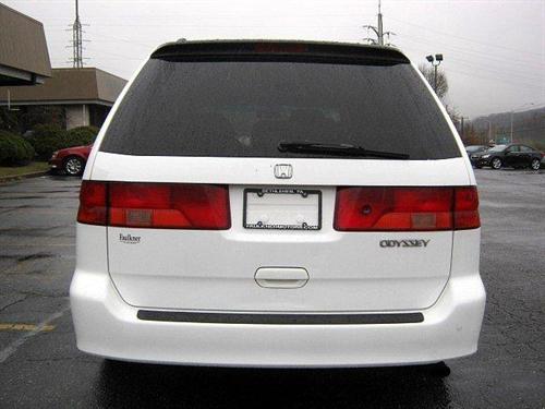Honda Odyssey 2000 photo 4