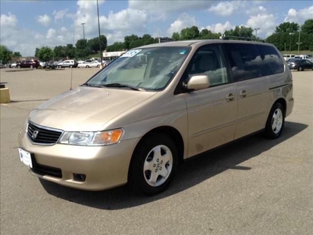 Honda Odyssey 2000 photo 2