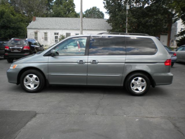 Honda Odyssey 2001 photo 1
