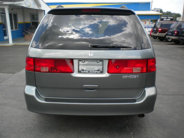 Honda Odyssey 2001 photo 3