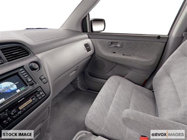 Honda Odyssey 2001 photo 1