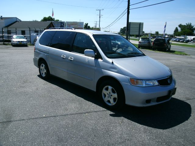 Honda Odyssey 2001 photo 4