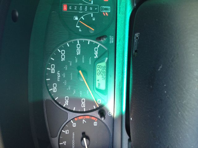 Honda Odyssey 2001 photo 2